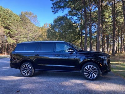 2025 Lincoln Navigator L Black Label