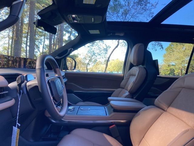 2025 Lincoln Navigator L Black Label