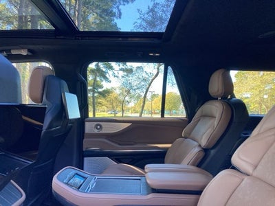 2025 Lincoln Navigator L Black Label