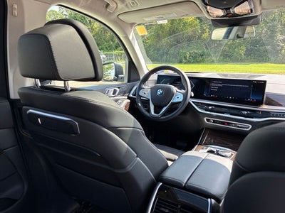 2024 BMW X7 xDrive40i