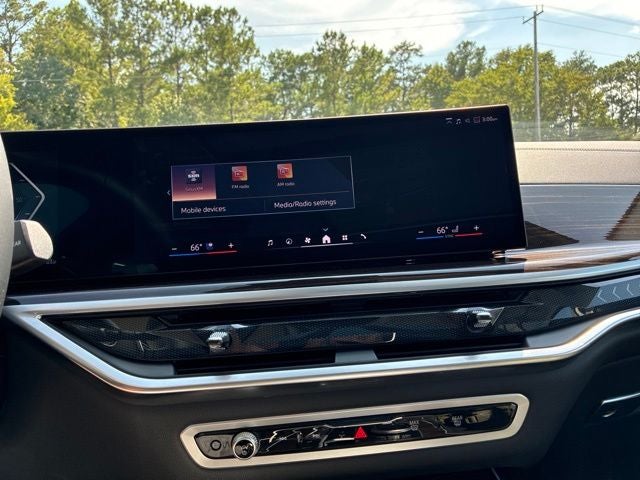 2024 BMW X7 xDrive40i