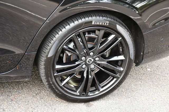 2024 Volvo S60 B5 Plus Black Edition