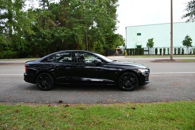 2024 Volvo S60 B5 Plus Black Edition