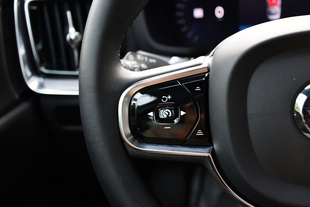 2024 Volvo S60 B5 Plus Black Edition