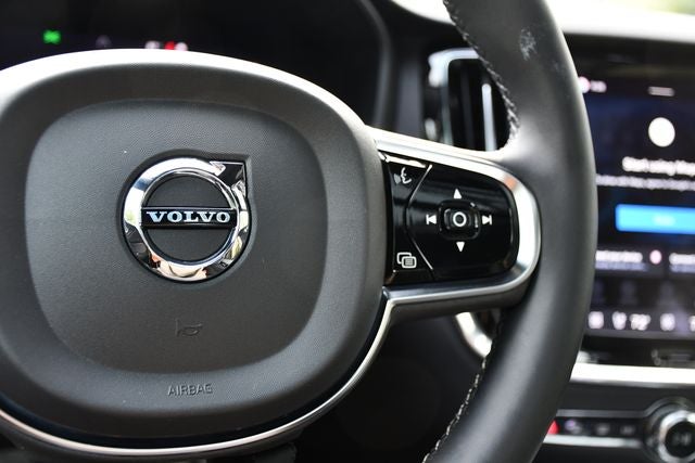 2024 Volvo S60 B5 Plus Black Edition