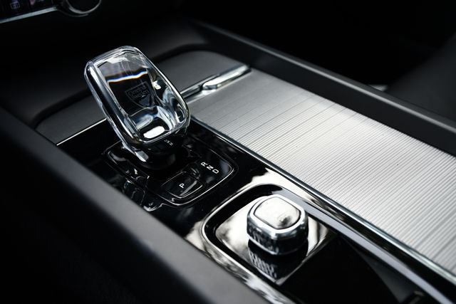 2024 Volvo S60 B5 Plus Black Edition