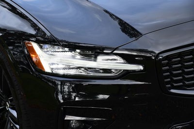 2024 Volvo S60 B5 Plus Black Edition