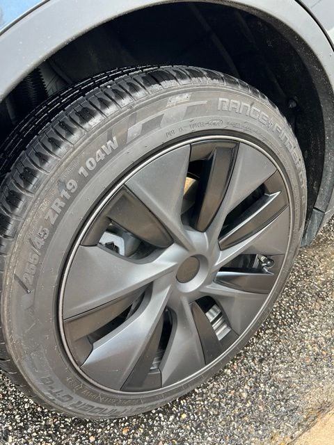 2025 Tesla Model Y Long Range