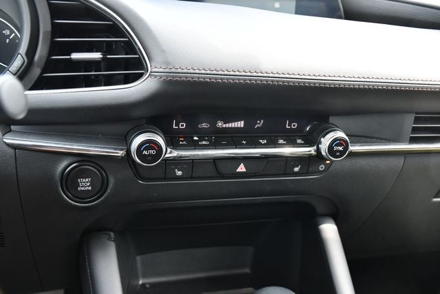 2025 Mazda MAZDA3 Preferred