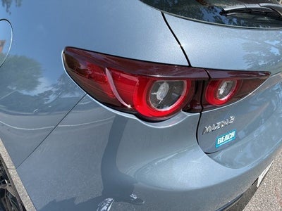 2022 Mazda MAZDA3 Carbon Edition