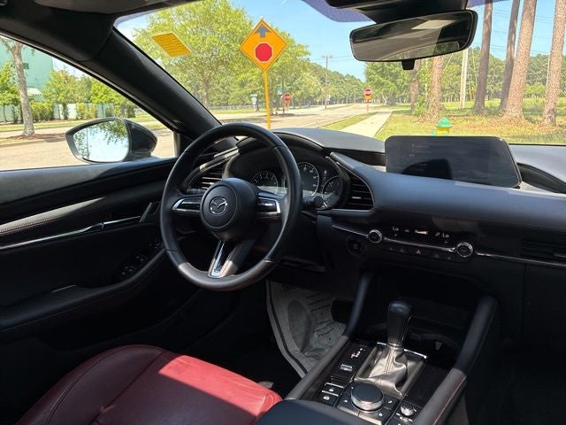 2022 Mazda MAZDA3 Carbon Edition