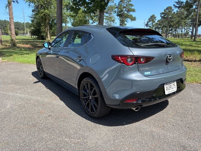 2022 Mazda MAZDA3 Carbon Edition