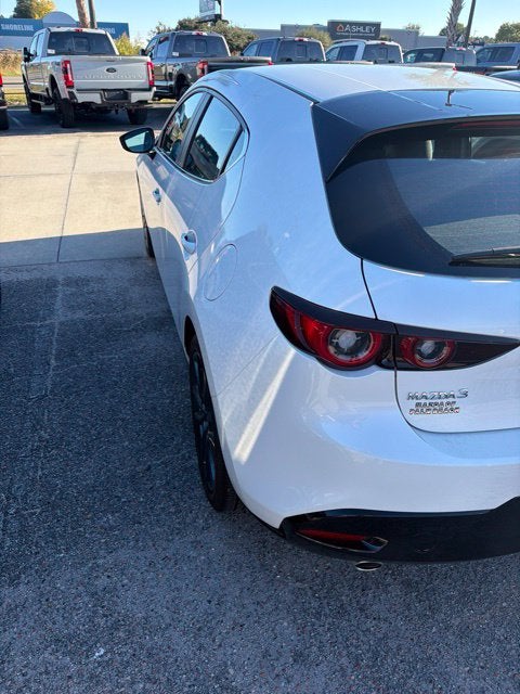 2023 Mazda MAZDA3 Preferred