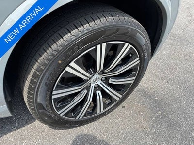 2025 Volvo XC90 B6 Plus 7-Seater