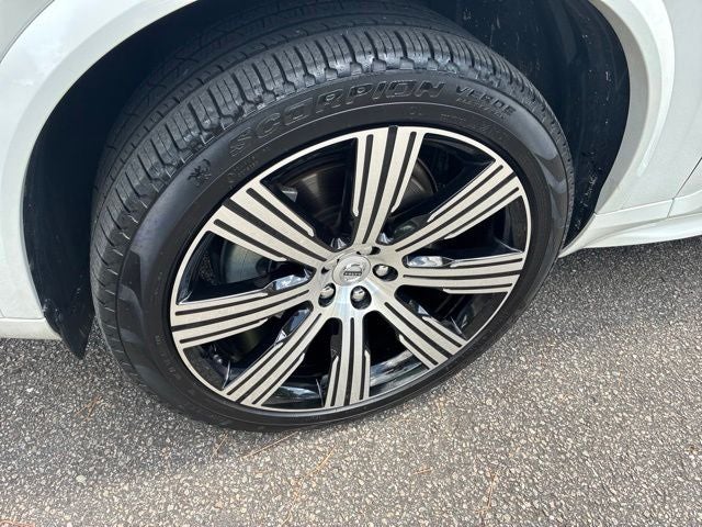 2024 Volvo XC90 B6 Ultimate Bright Theme 7-Seater