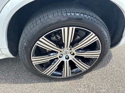 2024 Volvo XC90 B6 Ultimate Bright Theme 7-Seater
