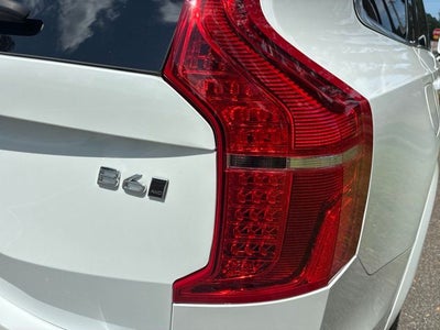 2024 Volvo XC90 B6 Ultimate Bright Theme 7-Seater