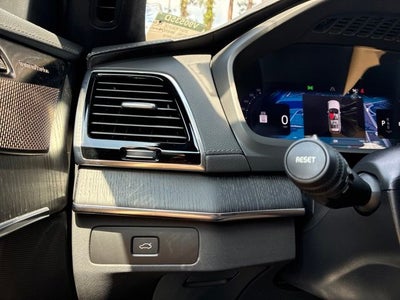 2024 Volvo XC90 B6 Ultimate Bright Theme 7-Seater