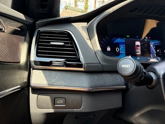 2024 Volvo XC90 B6 Ultimate Bright Theme 7-Seater