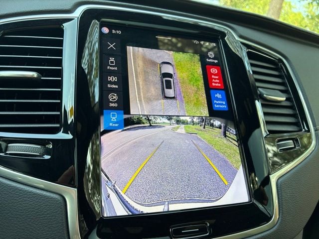 2024 Volvo XC90 B6 Ultimate Bright Theme 7-Seater
