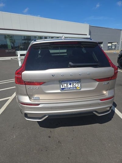 2024 Volvo XC60 B5 Core Dark Theme