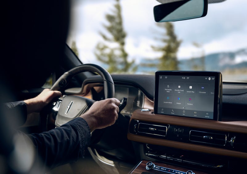 The center touch screen in a 2024 Lincoln Aviator® SUV is shown | Beach Lincoln in Myrtle Beach SC