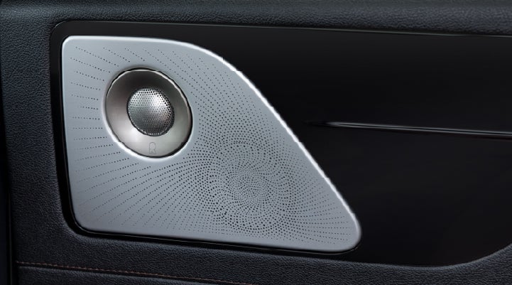 A close-up view of the available Revel® Ultima 3D Audio System. | Beach Lincoln in Myrtle Beach SC