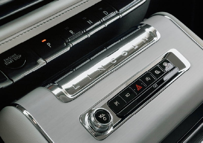 The piano key gear selector of a 2027 Lincoln Aviator® Back Label™ SUV. | Beach Lincoln in Myrtle Beach SC